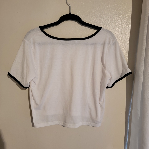 🌿Shein Space Galaxy Planets Black And White Crop Top - Picture 5 of 5